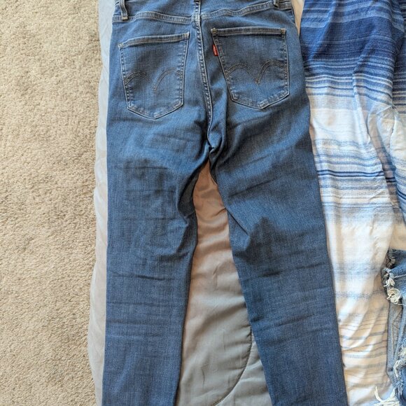 Levi’s Mile High Super Skinny Jeans – Medium Wash – W26 L28 - Picture 3 of 4
